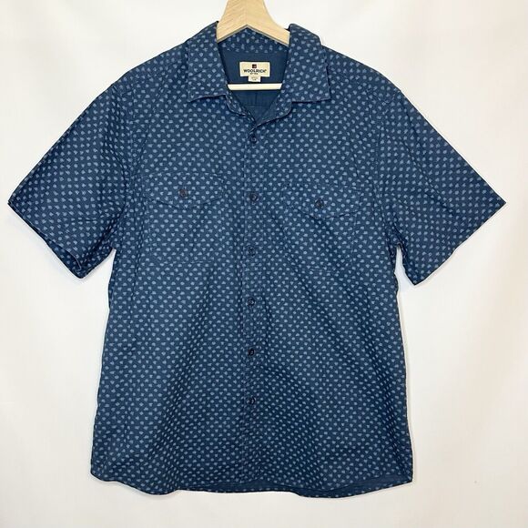 Woolrich Blue Geometric Short‎ Sleeve Button Up Pockets Shirt Men's SIZE LARGE - Picture 1 of 8